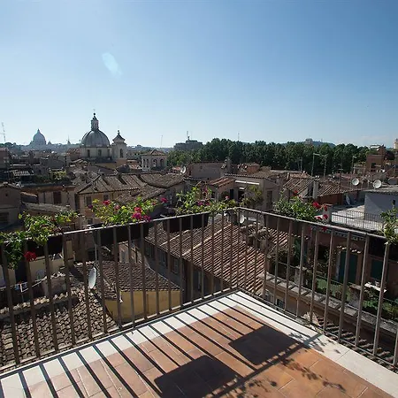 Relais Arco Della Pace Penzion 2*