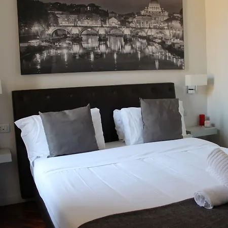 Relais Arco Della Pace 3*