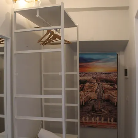 Relais Arco Della Pace Guest house