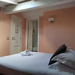 بيت ضيافة ريلايس أركو ديلا بيس روما