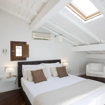 Relais Arco Della Pace 3*