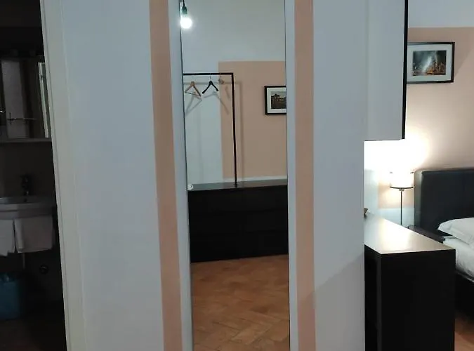 Affittacamere Relais Arco Della Pace 3*