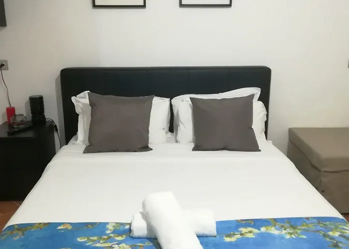 Affittacamere Relais Arco Della Pace 3*