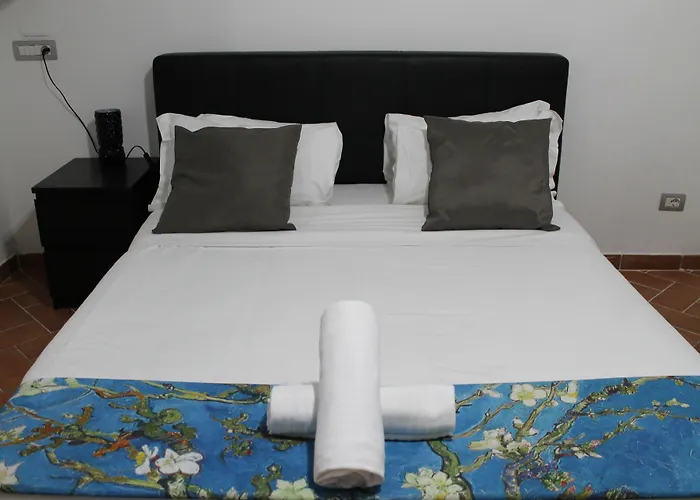 Affittacamere Relais Arco Della Pace 3*